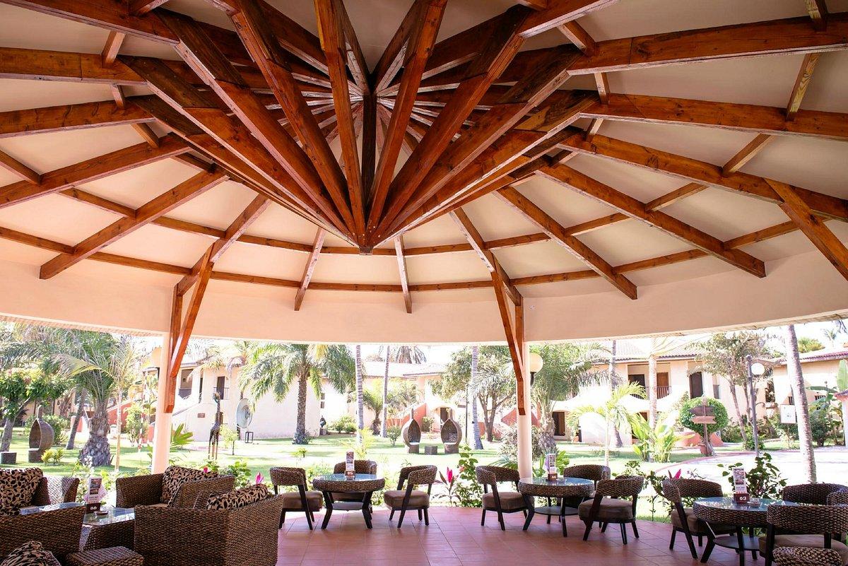 Ocean Bay Hotel & Resort Bakau Eksteriør billede